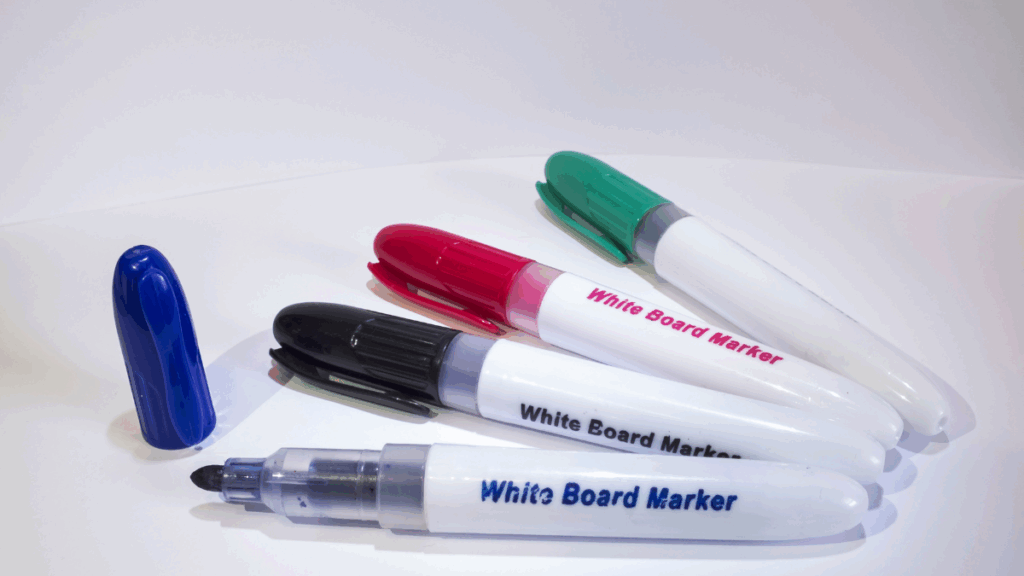 whiteboard-marker-characteristics ลักษณะของปากกาไวท์บอร์ด