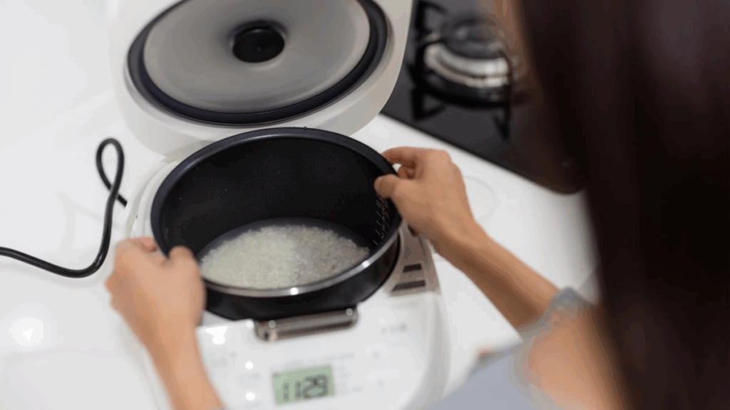 rice-cooker-1-how-many-people หม้อหุงข้าว 1 ลิตร กินได้กี่คน