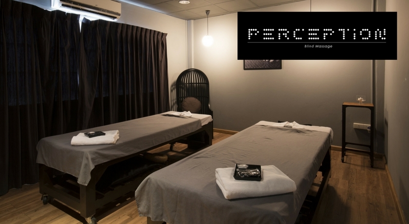 ร้านนวดใกล้ bts perception blind massage