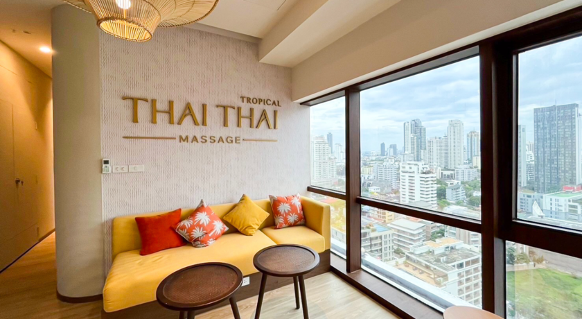 ร้านนวดใกล้ bts thaithai massage