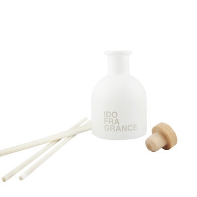 เครื่องหอมออฟฟิศ ไอดู ก้านไม้หอมปรับอากาศ กลิ่น ลีลาวดี 50 มล.