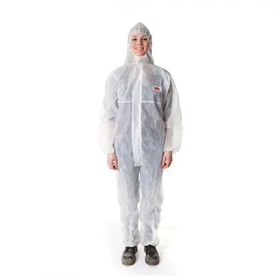 ชุดป้องกันฝุ่นละออง M ขาว 3M 4500