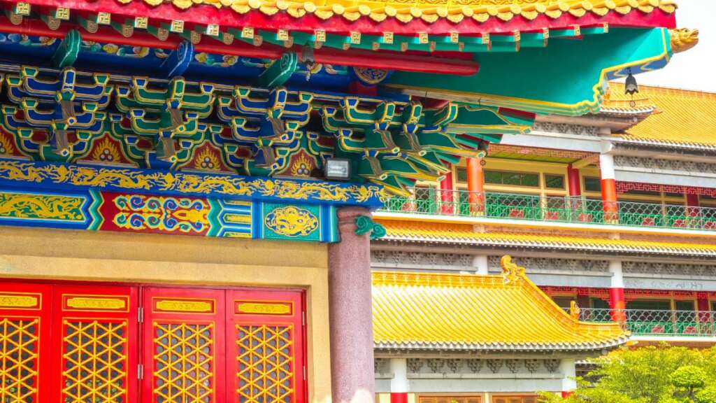 แก้ปีชง 2569 ที่ไหน ดี