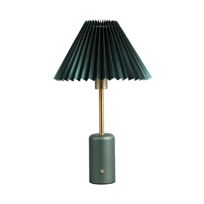 LUZINO โคมไฟตั้งโต๊ะ รุ่น 23ML-C/1T-GNH สีเขียว-ทอง