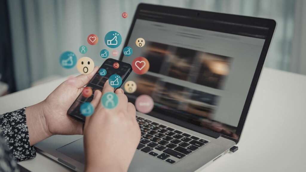 อาชีพฟรีแลนซ์ social media manager